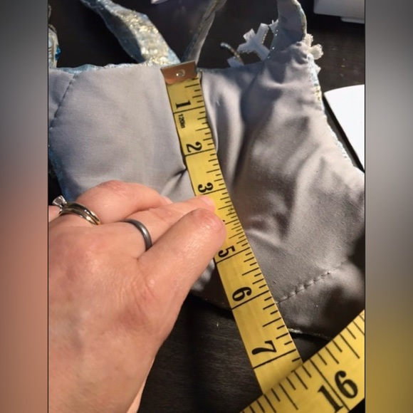 Hand made Belly Dance Costume 36B. 3 piece. Blue and Silver Snowflakes - Picture 7 of 9